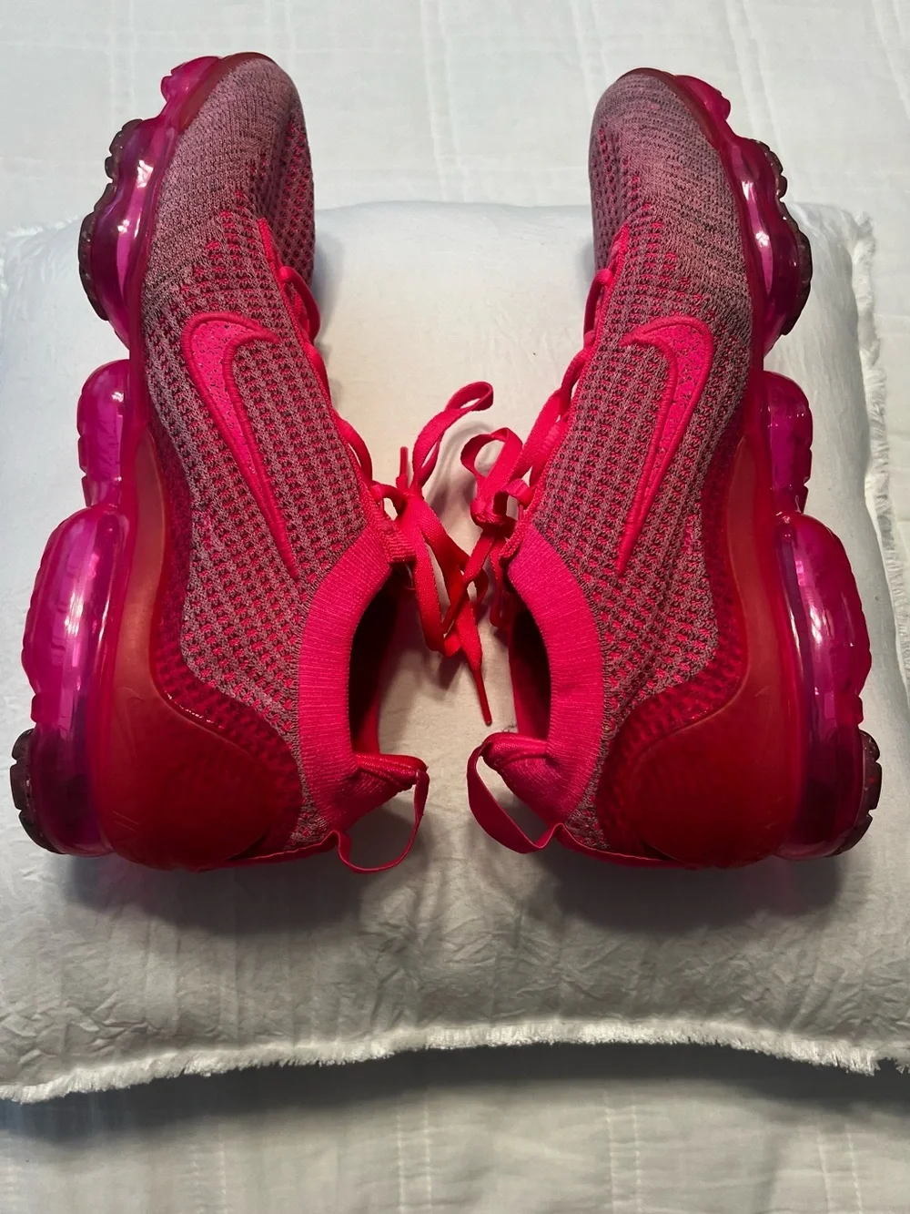 Nike Air VaporMax 2021 Flyknit in the vibrant 
